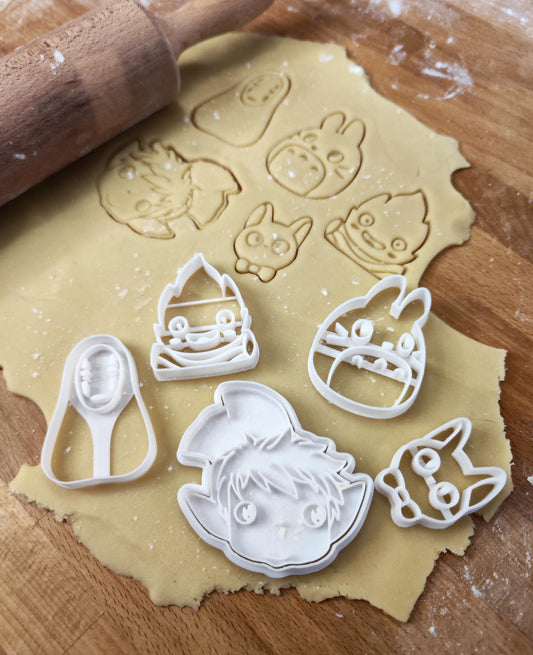 Lot de 5 emporte pièces Ghibli ( Totoro, ponio, kiki, calcifer, no face)