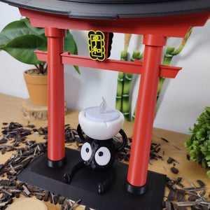 Lot porte torii & bougeoir Susuwatari Ghibli