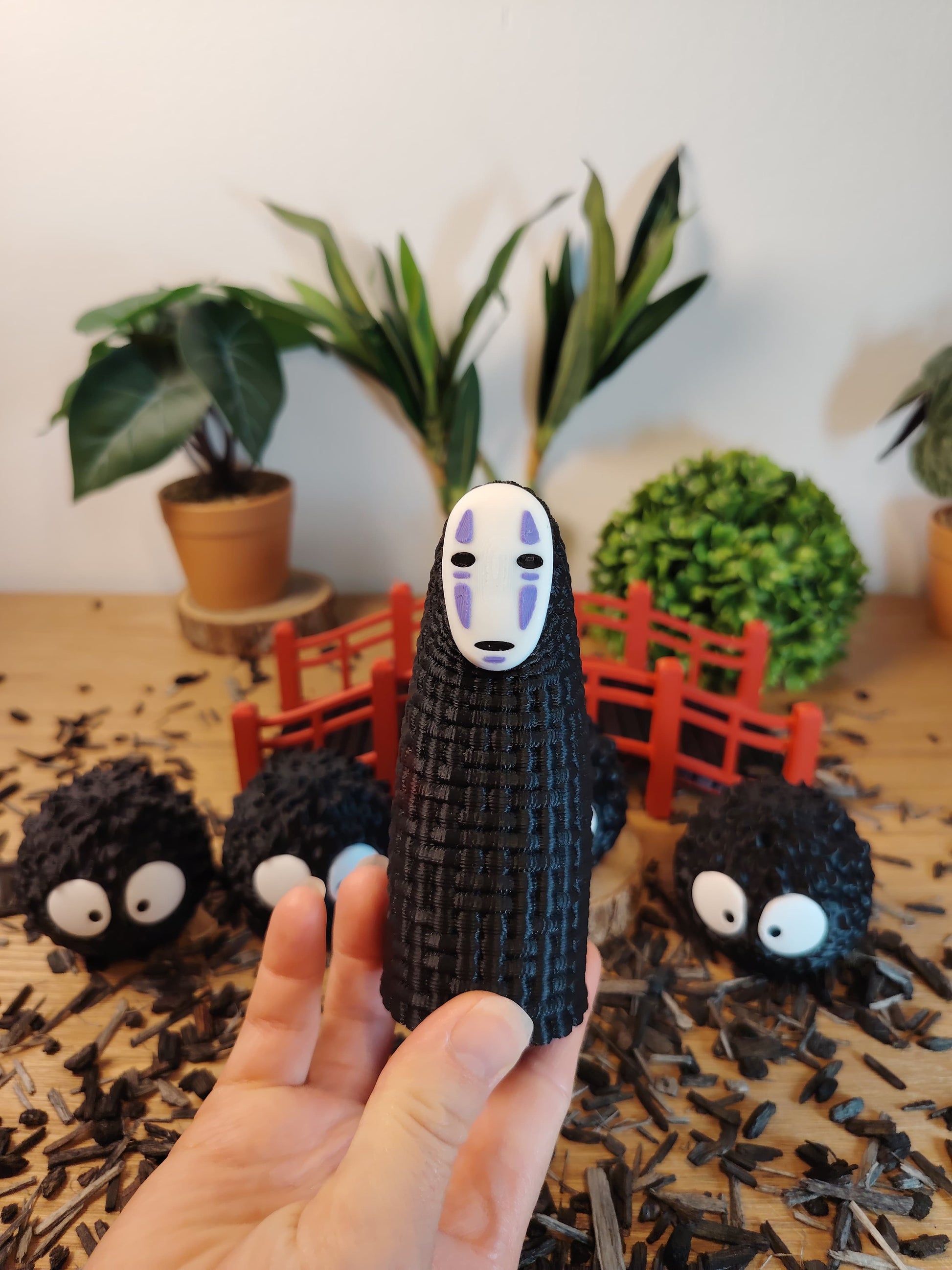 🌸 Lot Décoration Japonaise – Pont Japonais, No-Face & Susuwatari – Univers Ghibli ⛩️✨