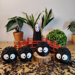 🌸 Lot Décoration Japonaise – Pont Japonais, No-Face & Susuwatari – Univers Ghibli ⛩️✨