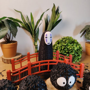🌸 Lot Décoration Japonaise – Pont Japonais, No-Face & Susuwatari – Univers Ghibli ⛩️✨
