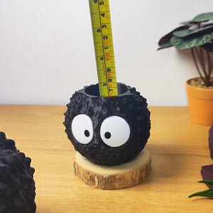 Vase Susuwatari, noiraude Ghibli, le voyage de Chihiro, Totoro, studio Ghibli, Kodama, Miyazaki, pot de fleur