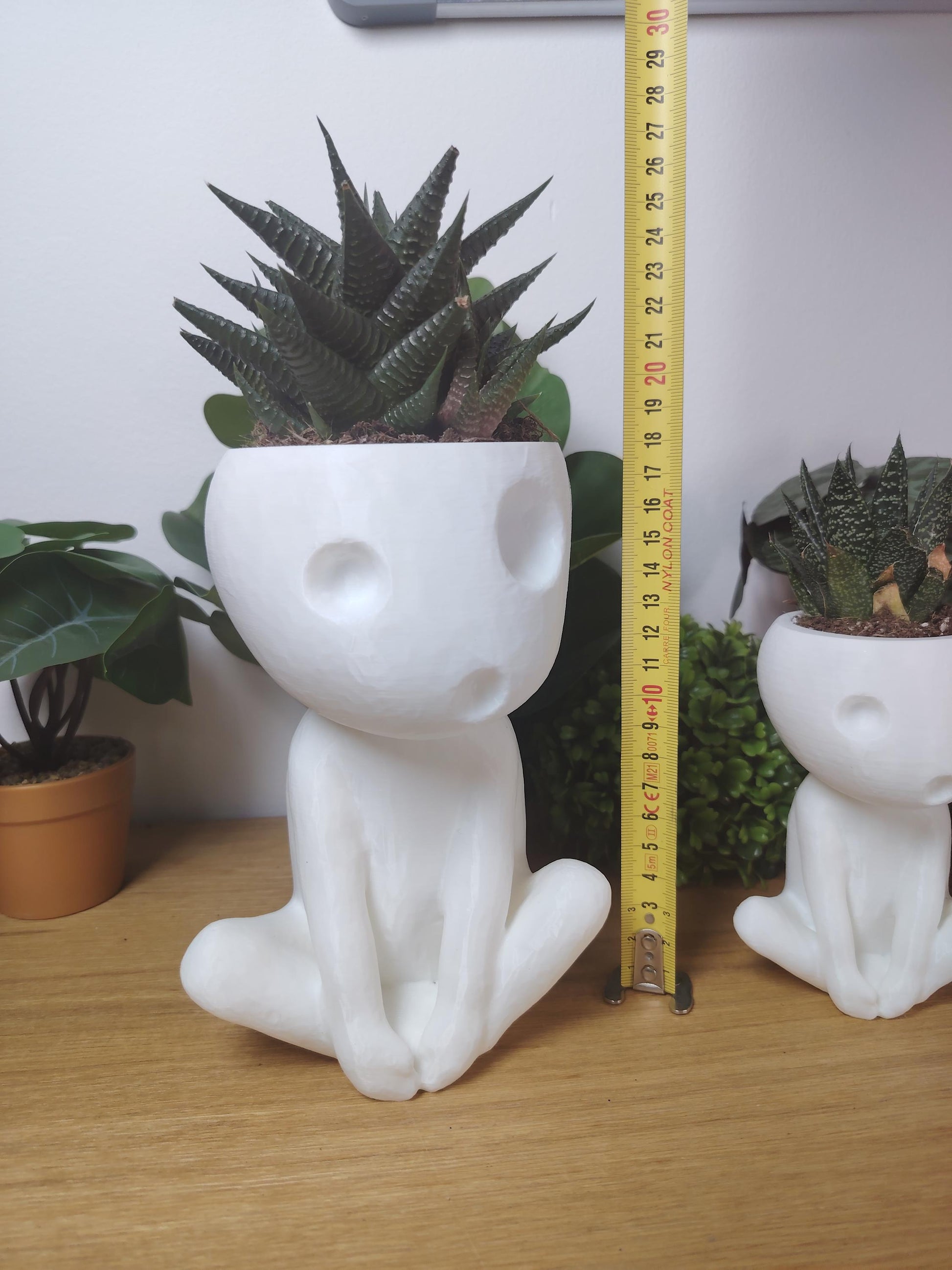 Vase kodama blanc , noiraude Ghibli, le voyage de Chihiro, Totoro, studio Ghibli, princesse Mononoké, Miyazaki, pot de fleur, tree spirit