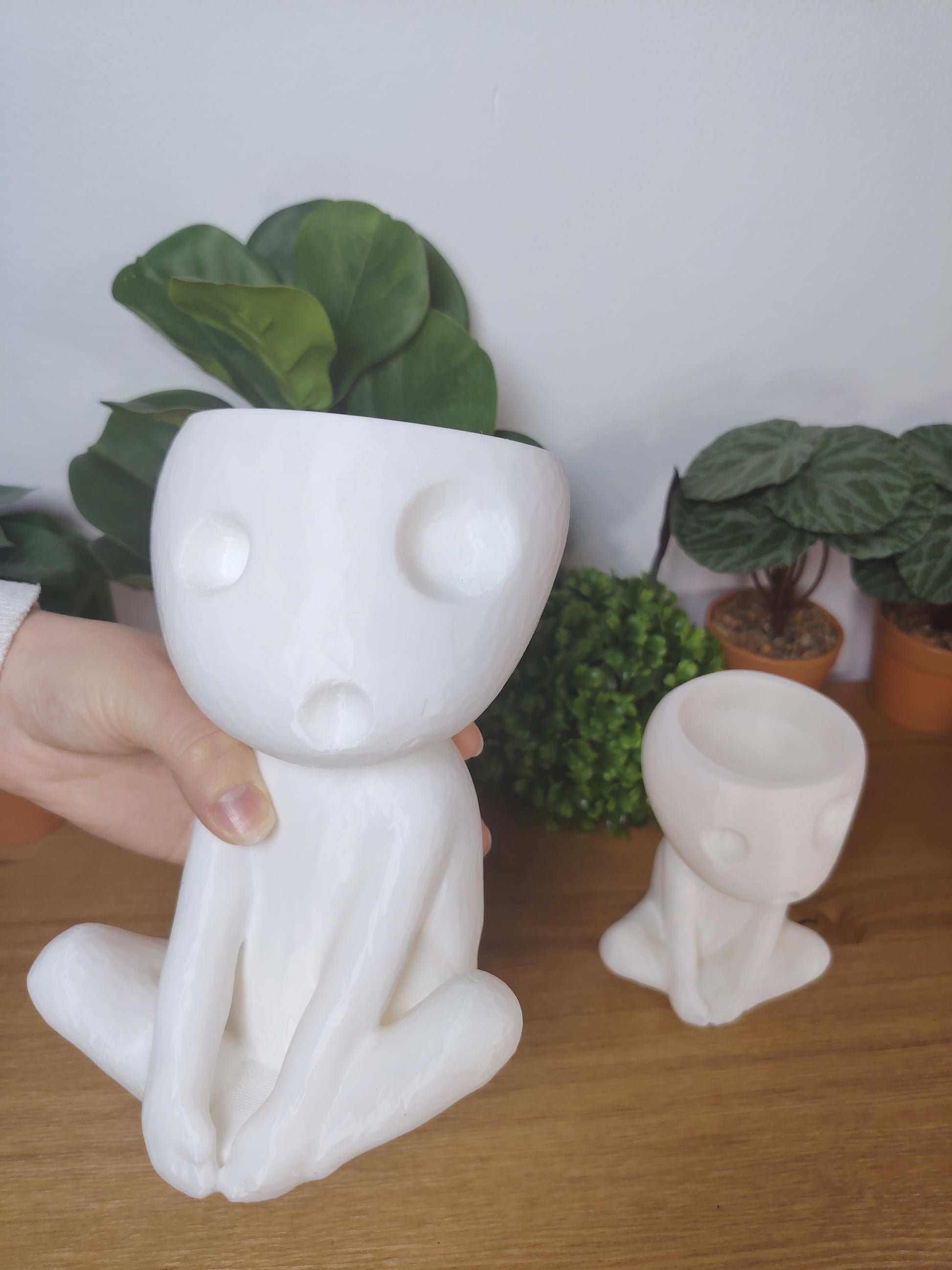 Vase kodama blanc , noiraude Ghibli, le voyage de Chihiro, Totoro, studio Ghibli, princesse Mononoké, Miyazaki, pot de fleur, tree spirit