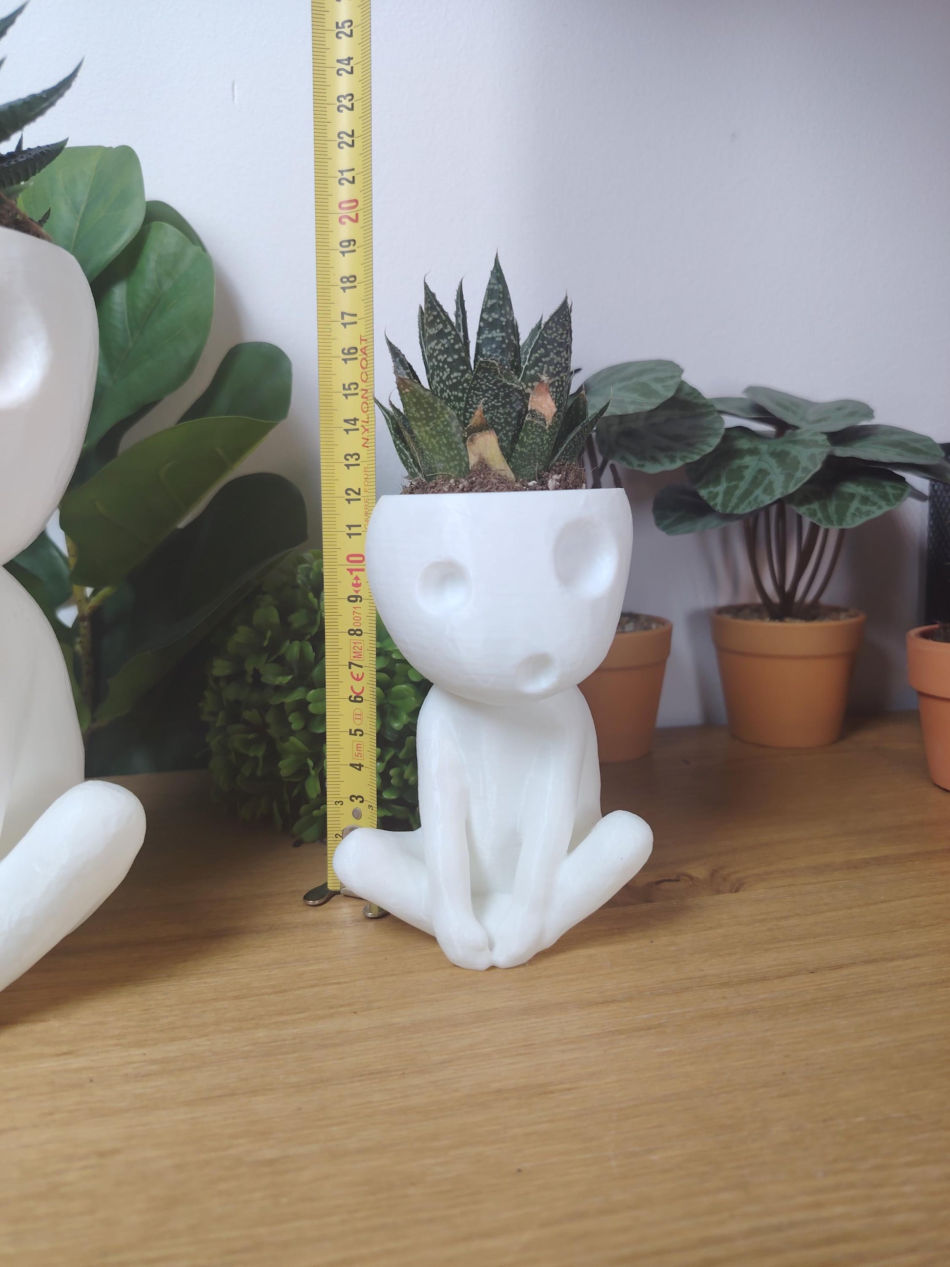 Vase kodama blanc , noiraude Ghibli, le voyage de Chihiro, Totoro, studio Ghibli, princesse Mononoké, Miyazaki, pot de fleur, tree spirit