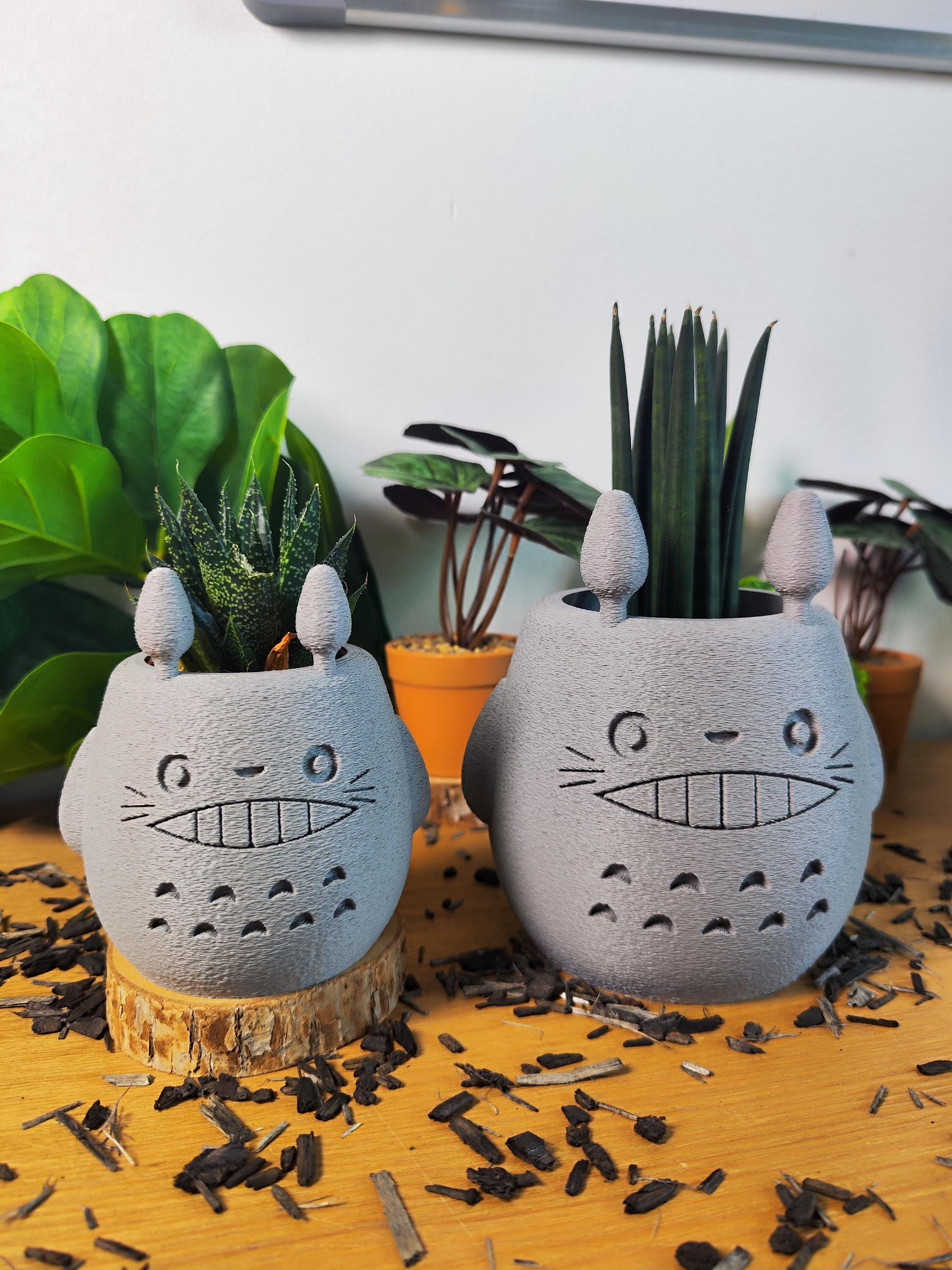 Vase Totoro, Ghibli, le voyage de Chihiro, Totoro, studio Ghibli, Kodama, Miyazaki, pot de fleur, noiraude