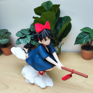 Figurine Kiki la Petite Sorcière avec Jiji | Décoration Studio Ghibli | Statue Anime Japonaise Imprimée en 3D | Cadeau Fan Ghibli