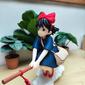 Figurine Kiki la Petite Sorcière avec Jiji | Décoration Studio Ghibli | Statue Anime Japonaise Imprimée en 3D | Cadeau Fan Ghibli
