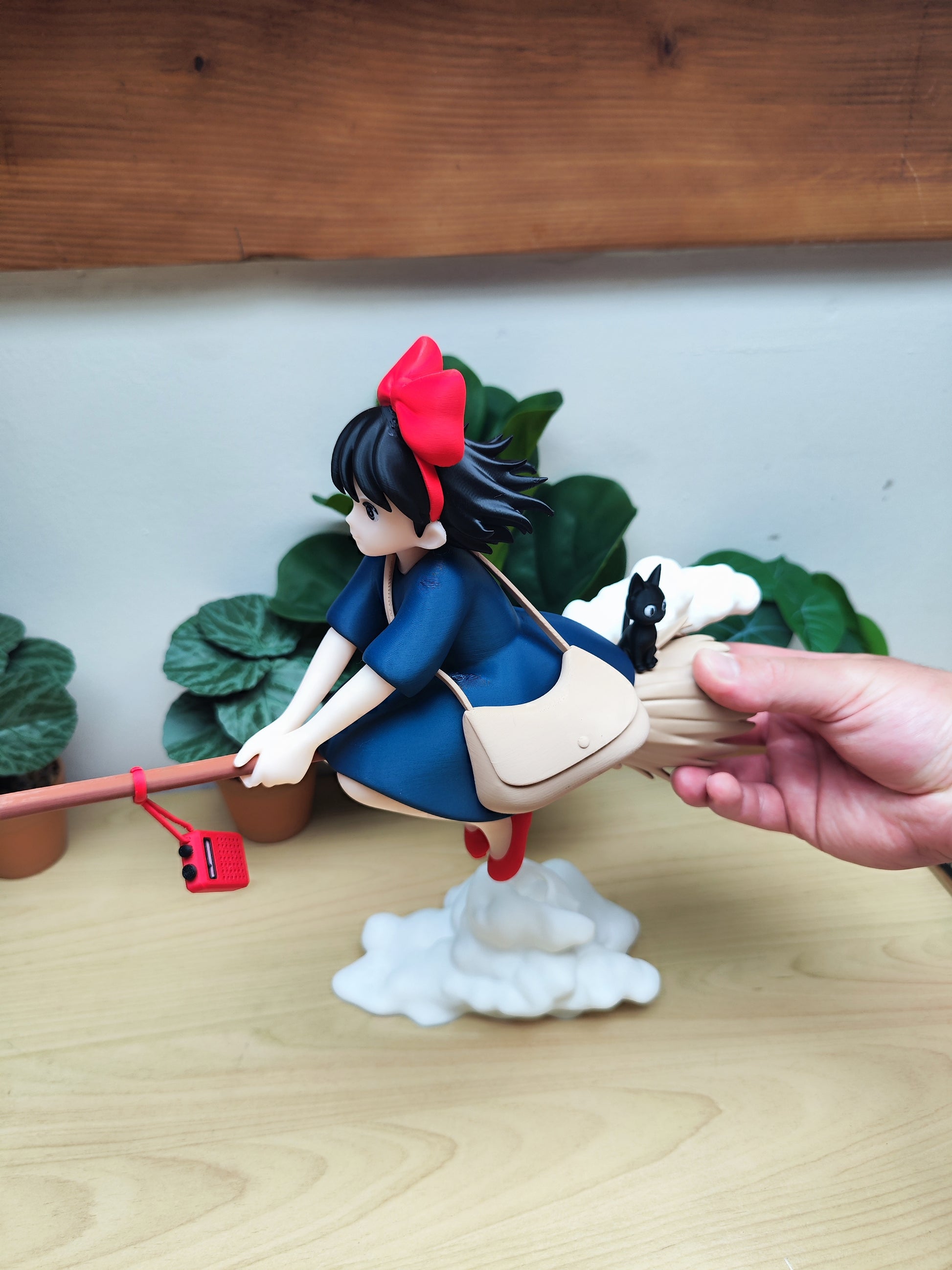 Figurine Kiki la Petite Sorcière avec Jiji | Décoration Studio Ghibli | Statue Anime Japonaise Imprimée en 3D | Cadeau Fan Ghibli